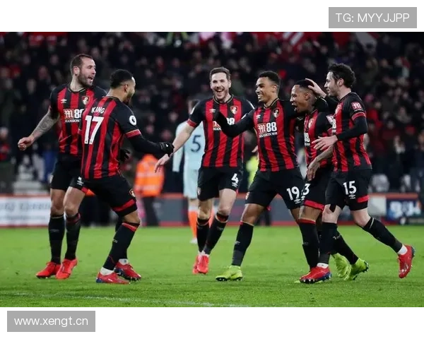 曼联重返欧冠难度加大，竞争格局趋紧对赛季走势形成制约